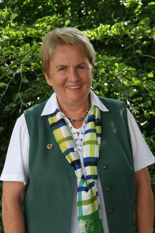 Vergnügungs-ausschuß
 Monika Henke